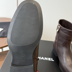Chanel 26ss香奈儿中古款 切尔西 短靴 秋冬中古款 上脚特显腿型百搭 任何仙女都可以轻松驾驭 鞋面: Chanel 26ss香奈儿中古款 切尔西 短靴 秋冬中古款 上脚特显腿型百搭 任何仙女都可以轻松驾驭 鞋面: