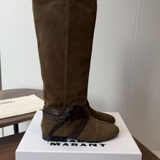 IsabelMarant 伊莎贝尔 26ss新款短靴长靴 设计显腿细,松紧设计,适合各种纬度! 无任何装饰,简约到极致, IsabelMarant 伊莎贝尔 26ss新款短靴长靴 设计显腿细,松紧设计,适合各种纬度! 无任何装饰,简约到极致,