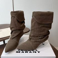 Isabel Marant 伊莎贝尔 26ss 尖头细跟短靴 一脚蹬细跟短靴,麟片皮孔点缀短靴腰身,时尚感满满,银色小 Isabel Marant 伊莎贝尔 26ss 尖头细跟短靴 一脚蹬细跟短靴,麟片皮孔点缀短靴腰身,时尚感满满,银色小