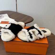 Hermes 26ss 爱马仕最新秋冬毛拖 超级百搭好看时髦 超多明星网红种草 秋冬必备 随意舒适高级感 鞋面: 反绒 Hermes 26ss 爱马仕最新秋冬毛拖 超级百搭好看时髦 超多明星网红种草 秋冬必备 随意舒适高级感 鞋面: 反绒