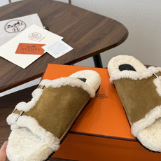 Hermes 26ss 爱马仕最新秋冬毛拖 超级百搭好看时髦 超多明星网红种草 秋冬必备 随意舒适高级感 鞋面: 反绒 Hermes 26ss 爱马仕最新秋冬毛拖 超级百搭好看时髦 超多明星网红种草 秋冬必备 随意舒适高级感 鞋面: 反绒
