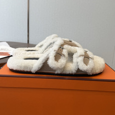 Hermes 26ss 爱马仕最新秋冬毛拖 超级百搭好看时髦 超多明星网红种草 秋冬必备 随意舒适高级感 鞋面: 反绒 Hermes 26ss 爱马仕最新秋冬毛拖 超级百搭好看时髦 超多明星网红种草 秋冬必备 随意舒适高级感 鞋面: 反绒
