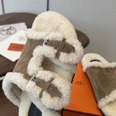 Hermes 26ss 爱马仕最新秋冬毛拖 超级百搭好看时髦 超多明星网红种草 秋冬必备 随意舒适高级感 鞋面: 反绒 Hermes 26ss 爱马仕最新秋冬毛拖 超级百搭好看时髦 超多明星网红种草 秋冬必备 随意舒适高级感 鞋面: 反绒