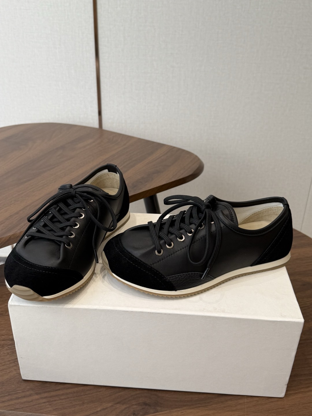 Designer Sneakers