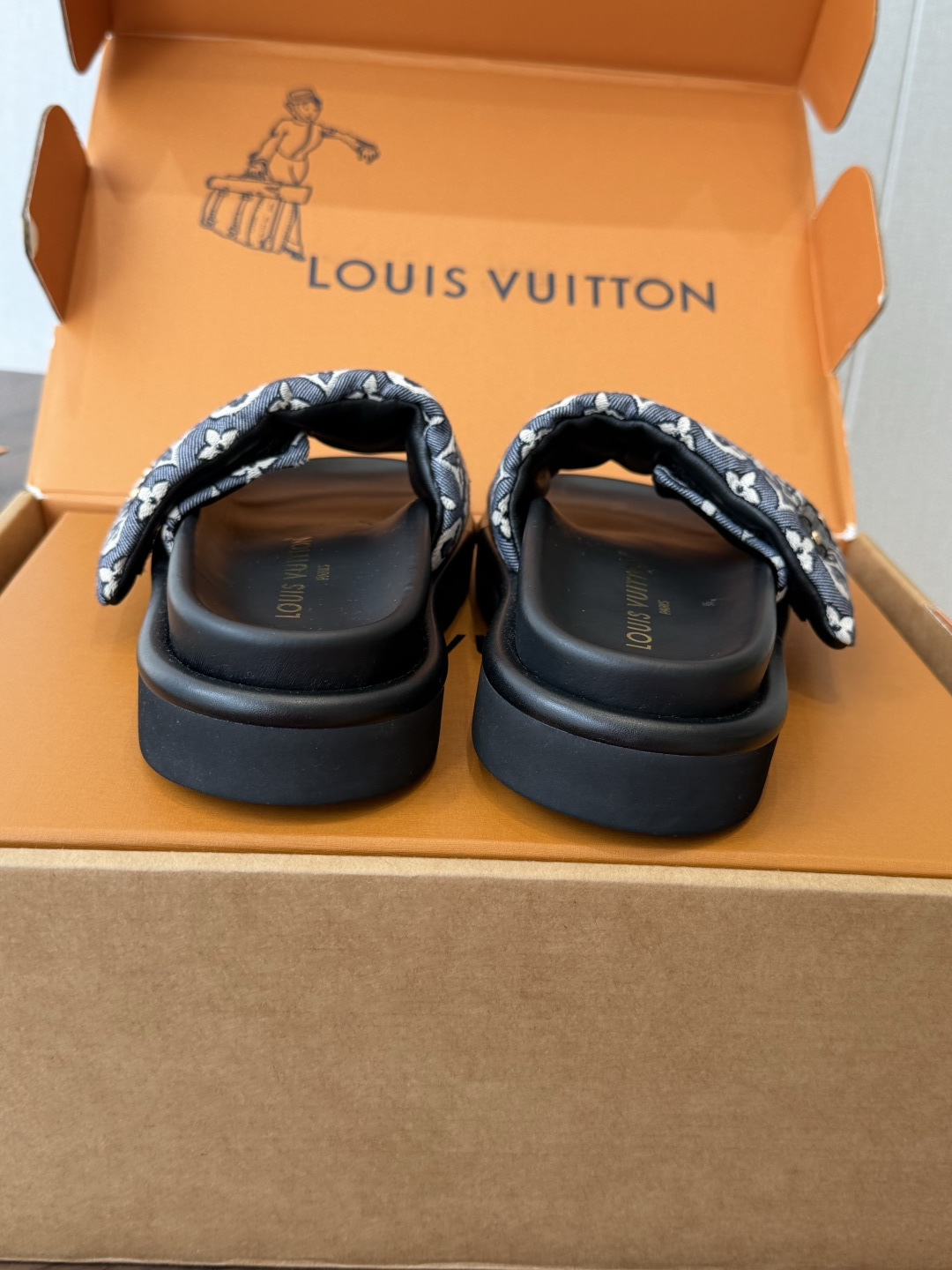 Louis Vuitton Slides