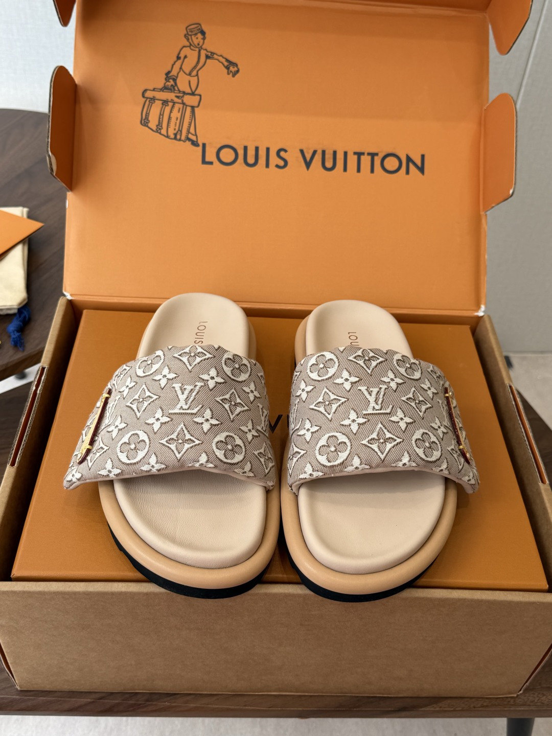 Louis Vuitton Slides