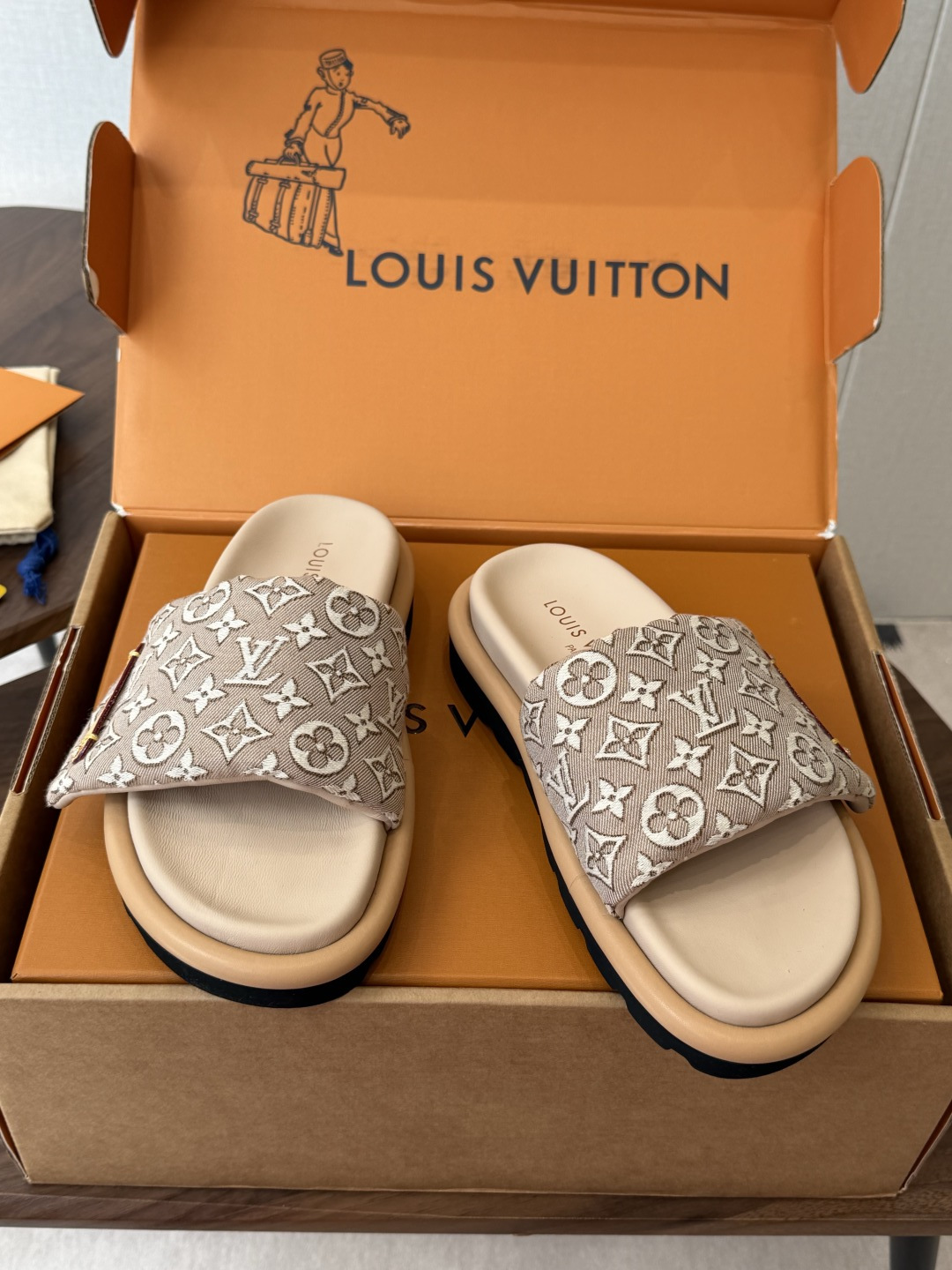 Louis Vuitton Slides
