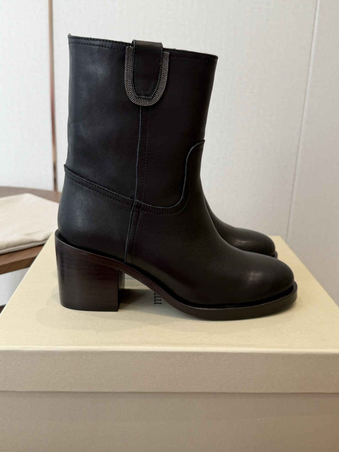 Black Round-Toe Boots
