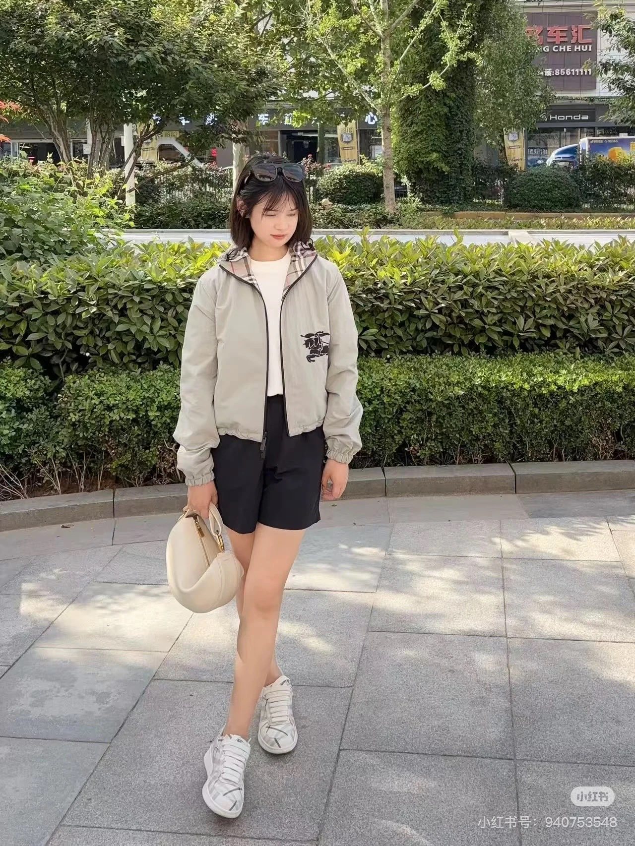 버버리 여성 자켓 상세 이미지 11