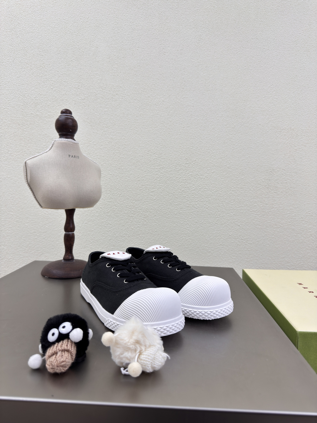 Cozy Mickey Head Design on Black Tarp Fabric with Family Logo Stamp - 图片 3