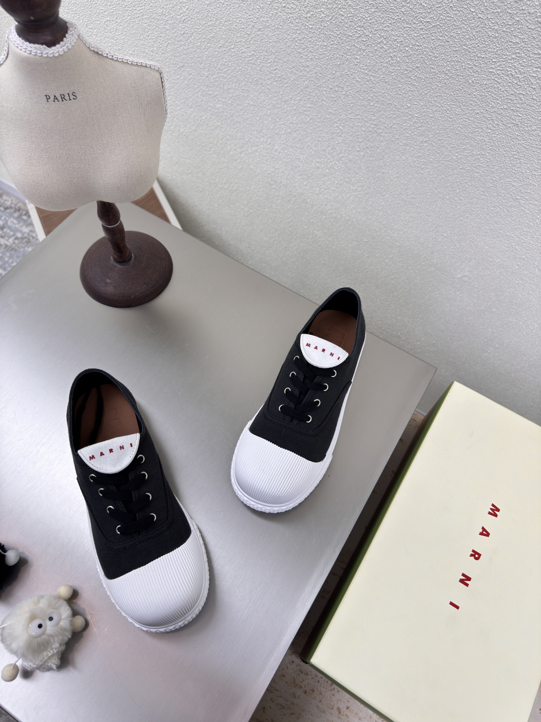 Cozy Mickey Head Design on Black Tarp Fabric with Family Logo Stamp - 图片 5