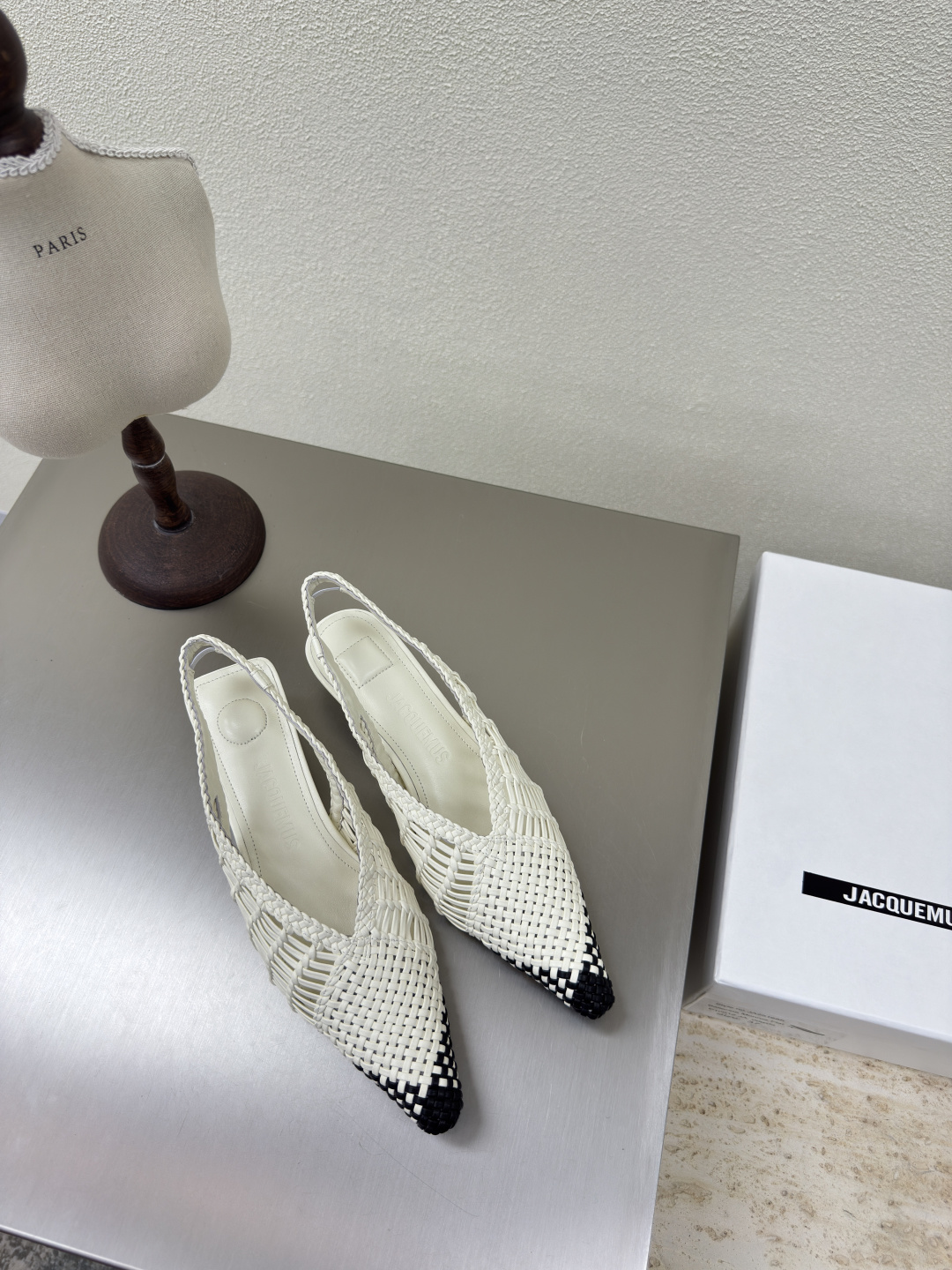 NO:382486,Hand-woven hollow sandals Jacquemus25ss pointed toe geometric pattern Geometric pattern Decorative hollow shoes Off-white Personality Highlights Bright style ————————————————————————————————————————————————————————————————————————————————————————————————————————————————————————————————————————————————————————————————————————————————————————————————————————————————————————————————————————————————————————————————————————————————————————————————————————————————————————————————————————————————————————————————————————————————————————————————————————————————————————————————————————————————————————————————————————————————————19860909手工编织 后空凉鞋 Jacquemus25ss尖头几何图案 几何图案 装饰 后空鞋 米白色 个性突出 鲜明格调  ————————————— 手工编织而成 内里 小羊皮 大底 意大利真皮大底 码数 35 36 37 38 39 40 41,凉鞋,sandals,sheepskin,Leather soles,Women's Shoes