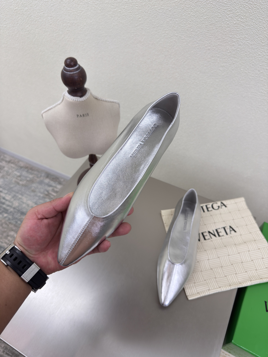 BV Morning and Autumn Series: Elegant Leather Ballet Shoes for Comfortable and Confident Travel - 图片 3