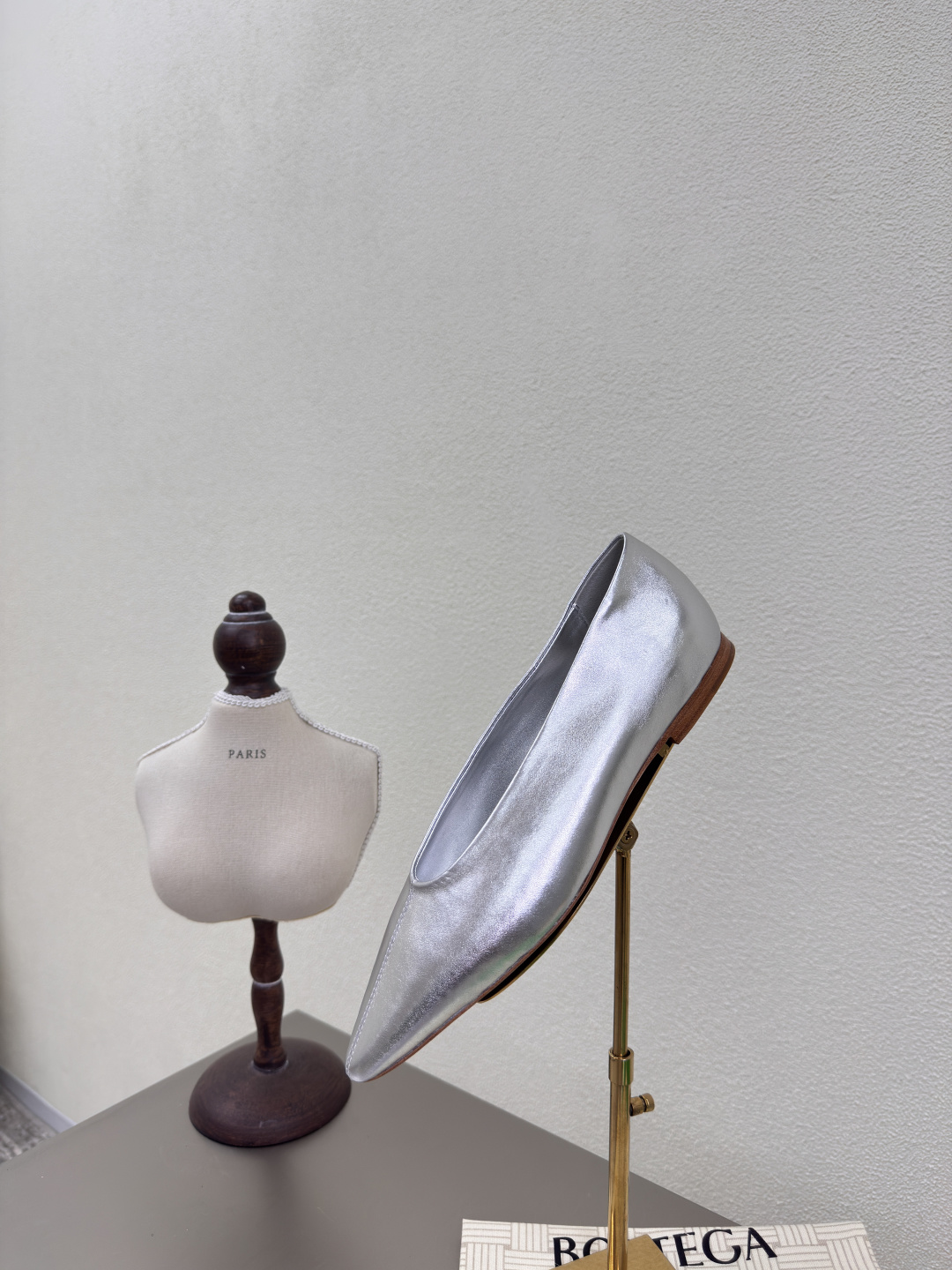 BV Morning and Autumn Series: Elegant Leather Ballet Shoes for Comfortable and Confident Travel - 图片 7