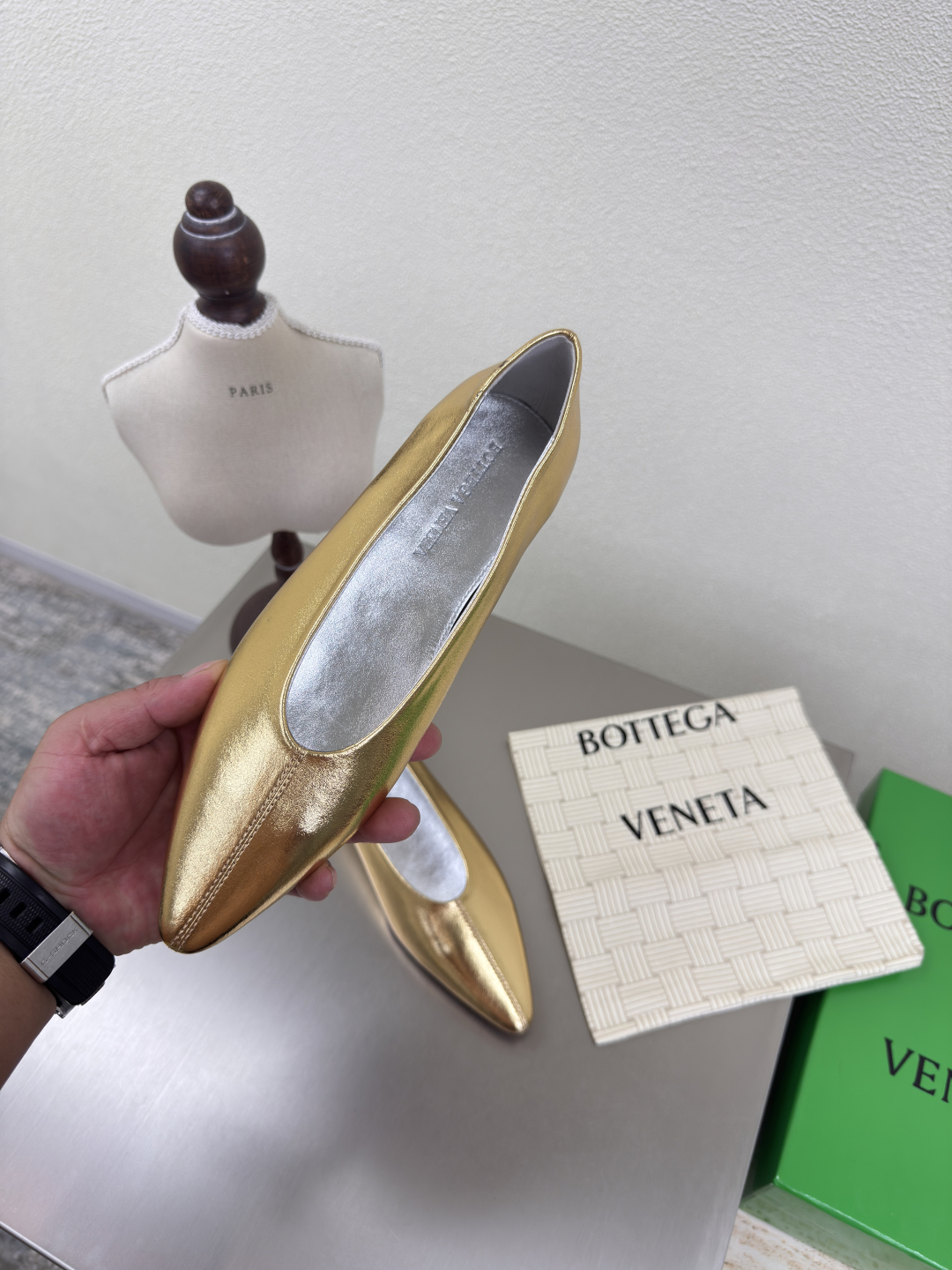 BV Morning and Autumn Series: Elegant Leather Ballet Shoes with High-End Design - 图片 6