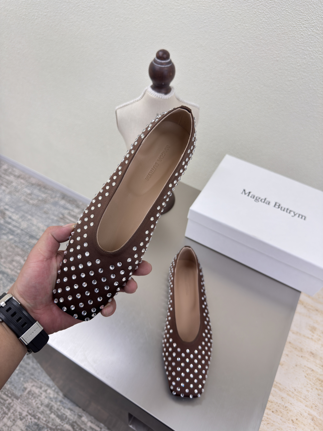Magda Butrym 2025 Spring Summer Diamond Drill Flat Shoes Collection - 图片 6