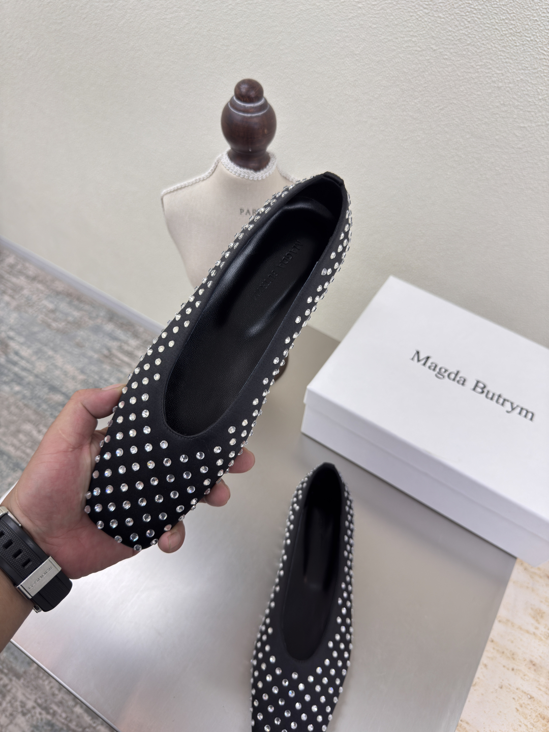 2025 Spring Summer Magda Butrym Black Diamond Drill Flat Shoes - 图片 6