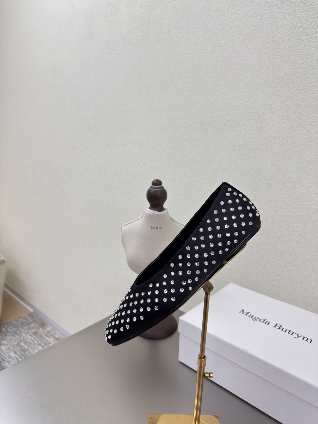 2025 Spring Summer Magda Butrym Black Diamond Drill Flat Shoes - 图片 8