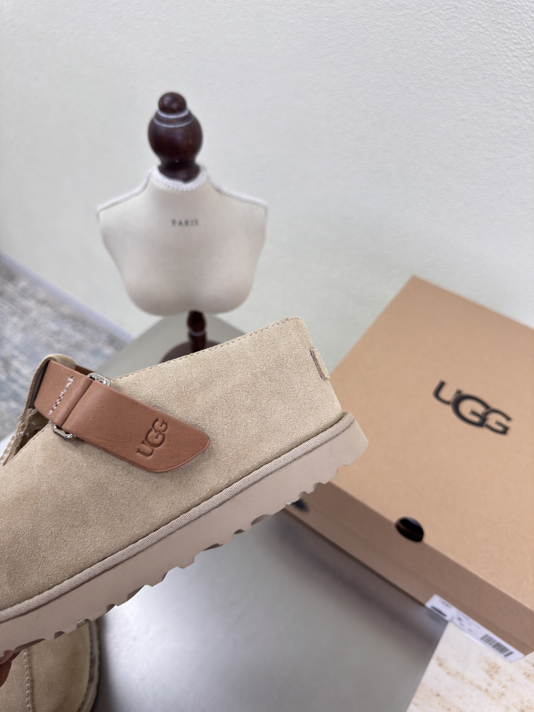 “U.G.S. Cool Shoes: High-Handing Big Bottoms, Comfortable and Stylish Design” - 图片 8