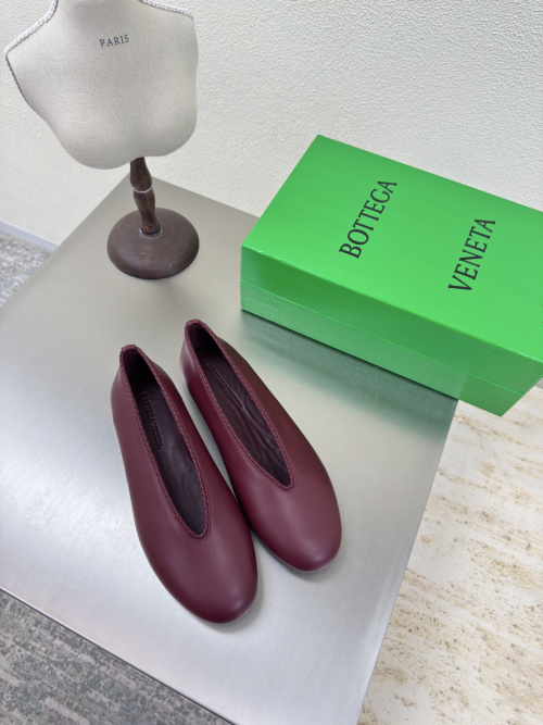 Bottega Veneta Rosa Ballet Flats - Wine Red Lambskin - Comfortable Design 1 Bottega Veneta Rosa Ballet Flats - Wine Red Lambskin - Comfortable Design