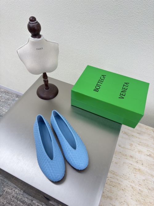 Bottega Veneta Rosa Ballet Flats - Woven Leather, Light Blue, Comfortable 1 Bottega Veneta Rosa Ballet Flats - Woven Leather, Light Blue, Comfortable
