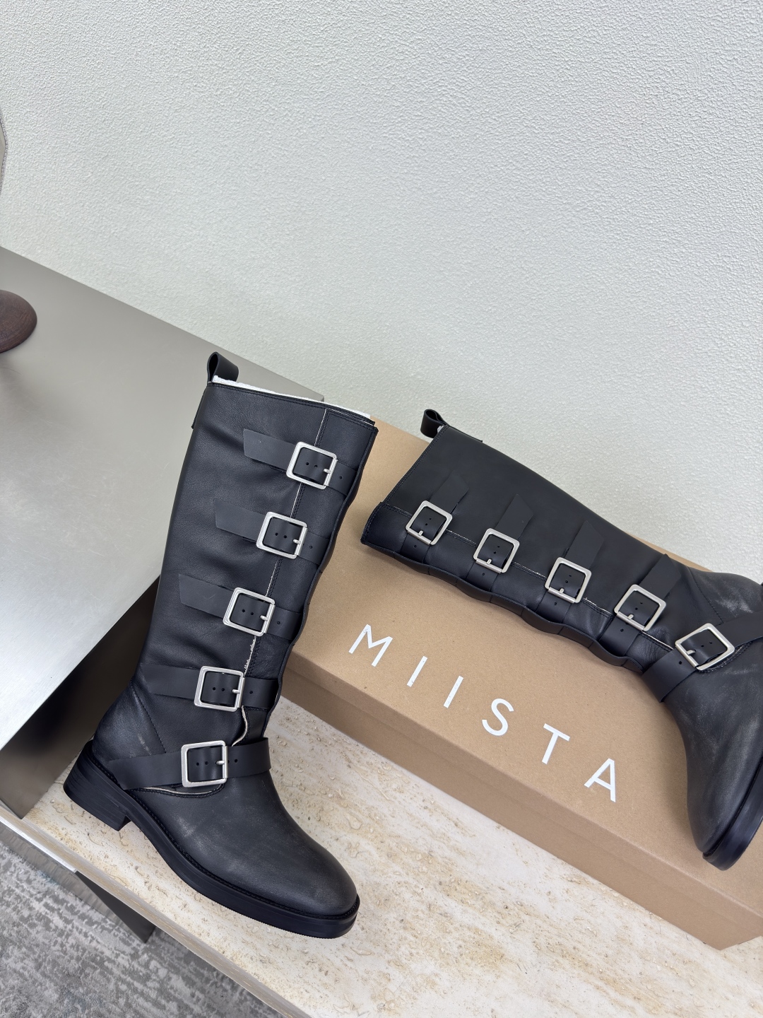 Miista Italy: New High-End Black Plant Shoes, Original Design for Outdoor Exploration. - 图片 7