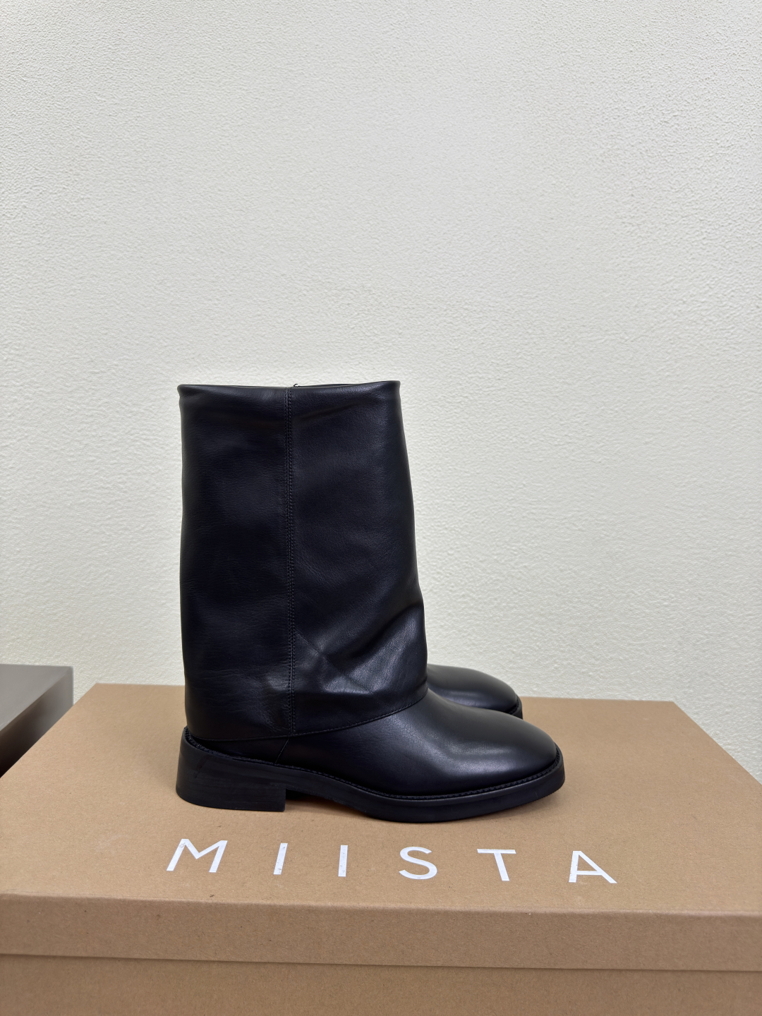 New Soft and Cozy Pants and Boots for Outdoor Exploration – High Version Available - 图片 2