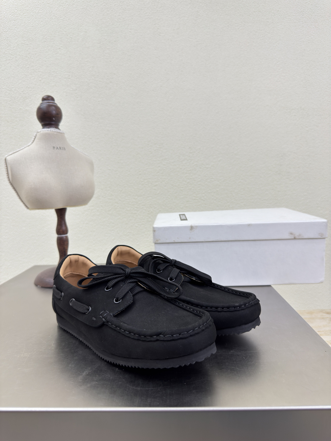 Jacquemus 25s Butterfly Black Sand-boiling Shoes: Lazy, Comfortable, and Distinctive. - 图片 3