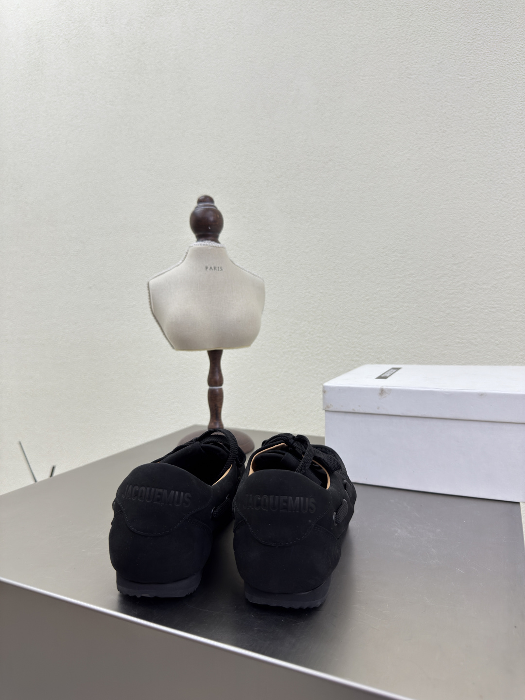 Jacquemus 25s Butterfly Black Sand-boiling Shoes: Lazy, Comfortable, and Distinctive. - 图片 7