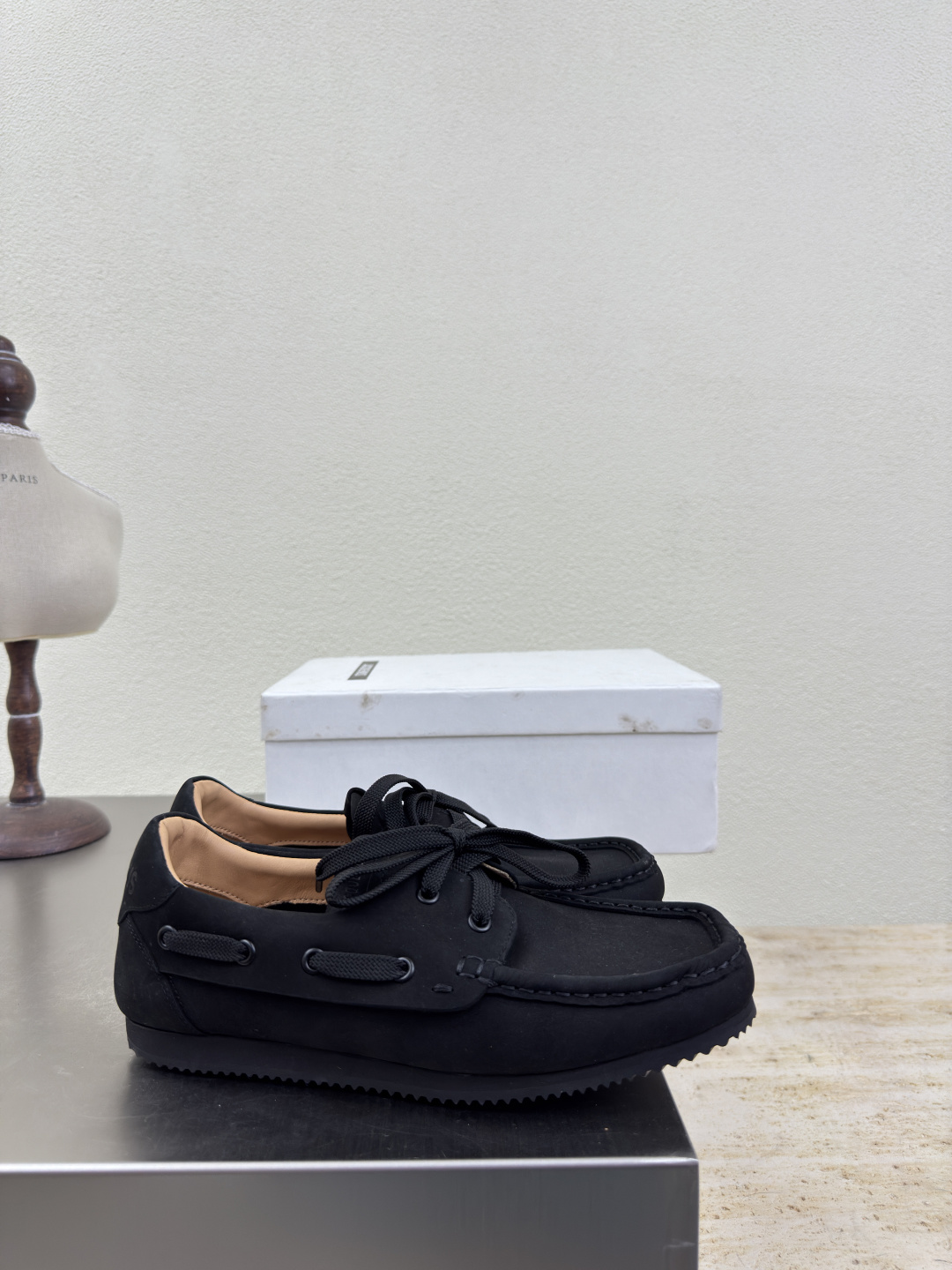 Jacquemus 25s Butterfly Black Sand-boiling Shoes: Lazy, Comfortable, and Distinctive. - 图片 6