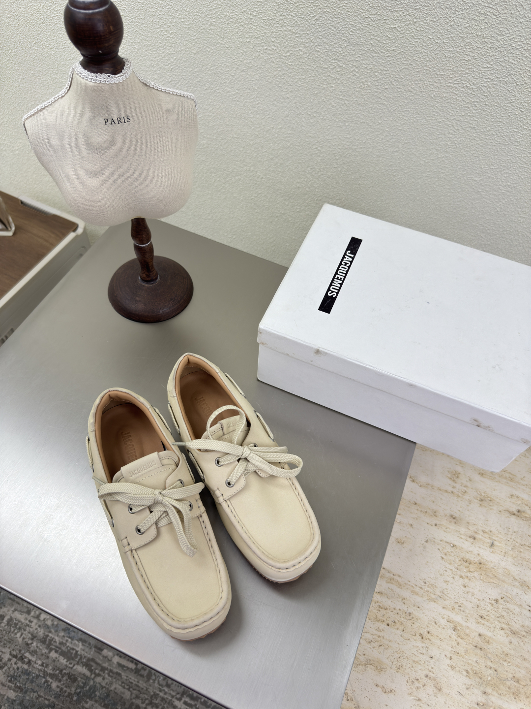 Jacquemus 25s Butterfly White Sand-boiling Shoes: Comfortable and Stylish Lazy Shoes