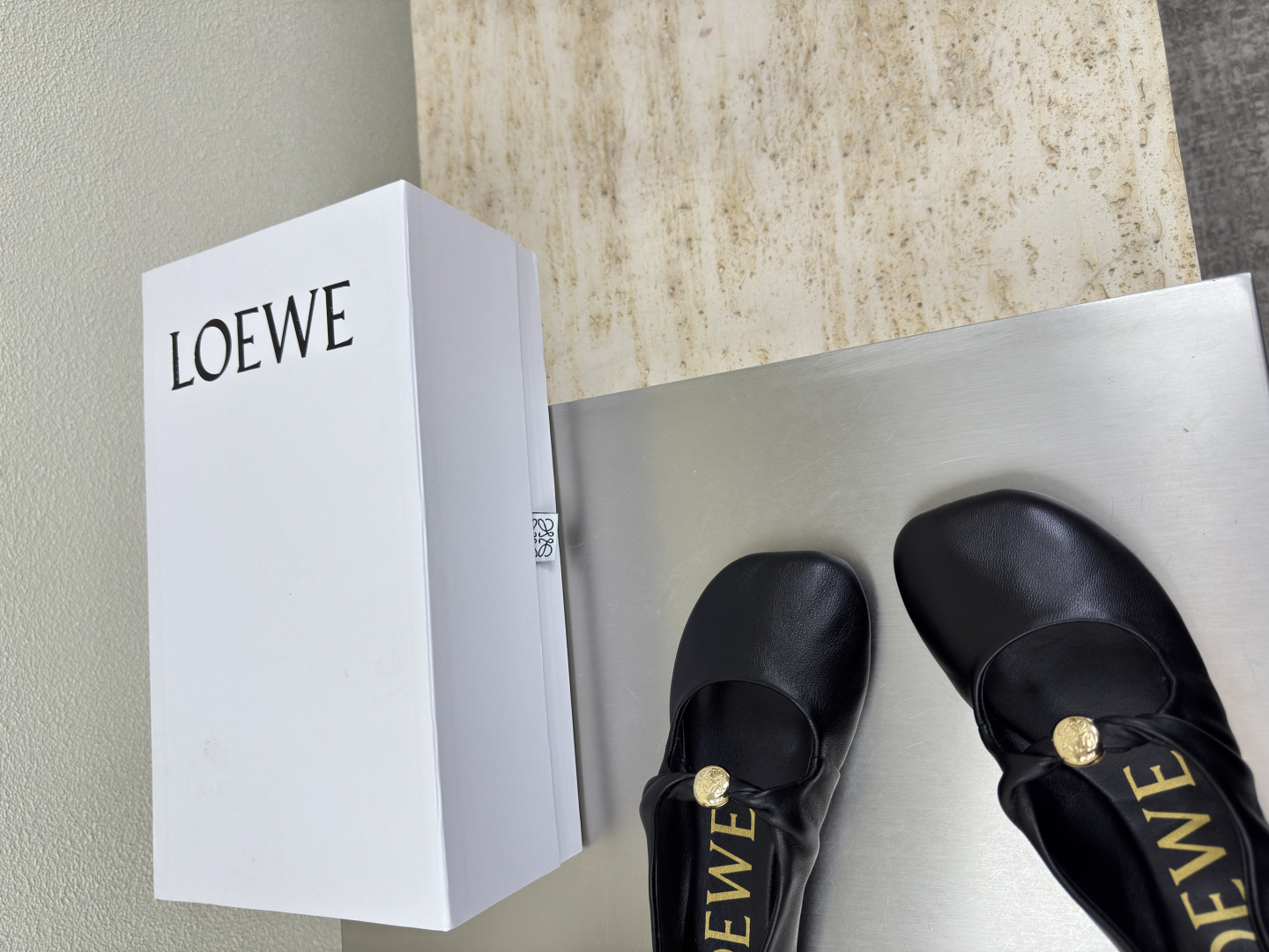 Loewe Mary Jane Shoes: Luxurious Lambskin, Perfect for Wide Feet - 图片 7
