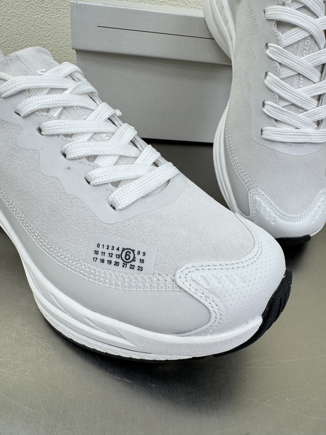 Salomon Releases New Leather Sneakers with Advanced Technology for Outdoor Exploration - 图片 7