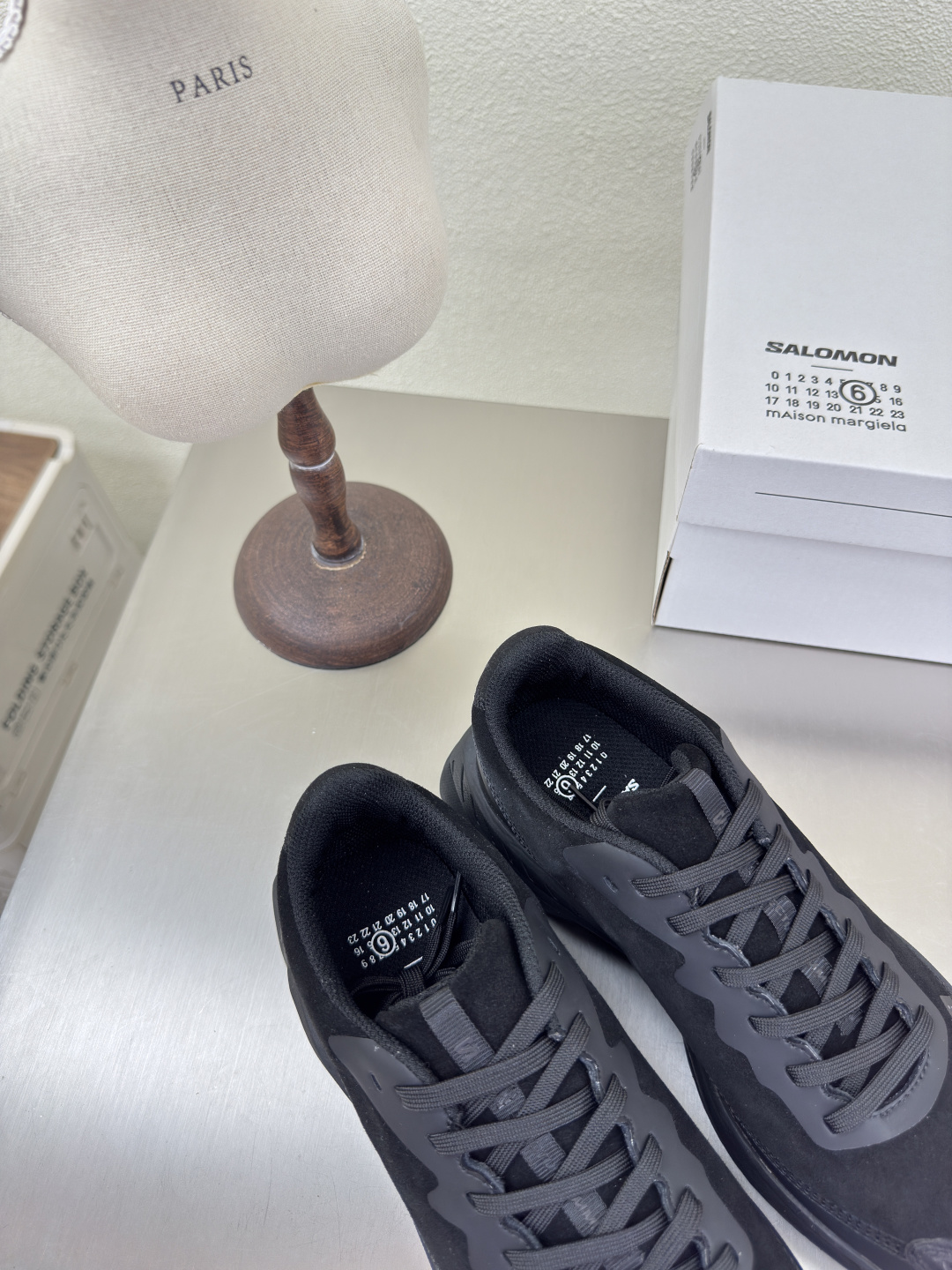 Salomon Leather Sneakers: New Light Series Jogging Shoes on Sale - 图片 3