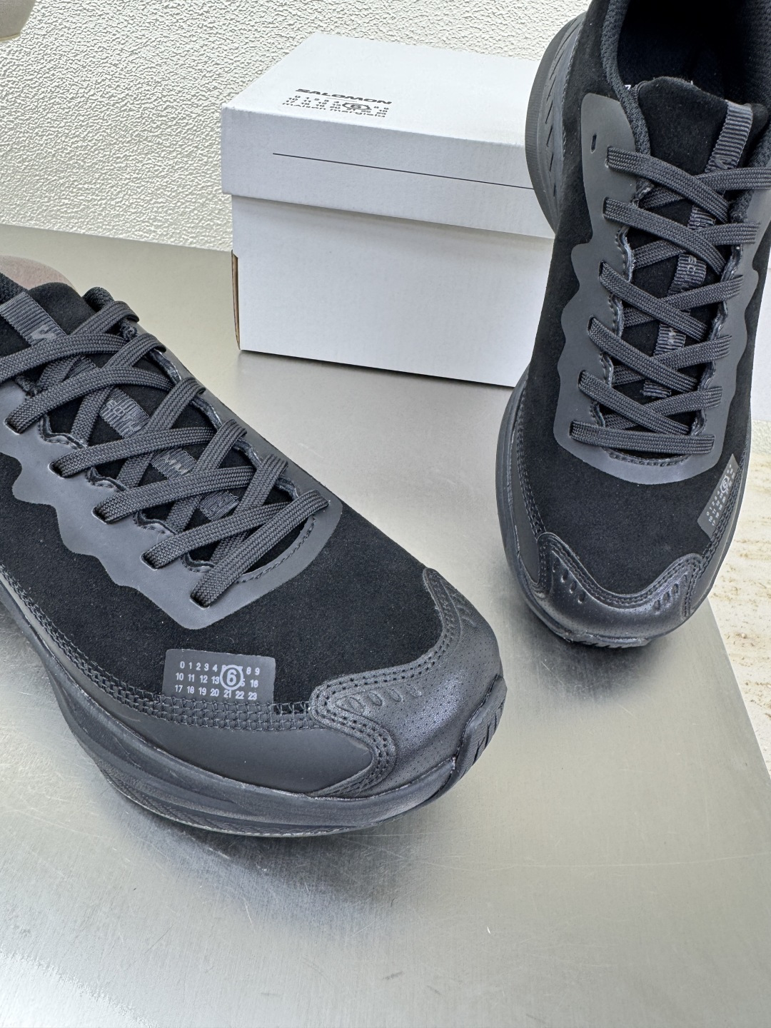 Salomon Leather Sneakers: New Light Series Jogging Shoes on Sale - 图片 8