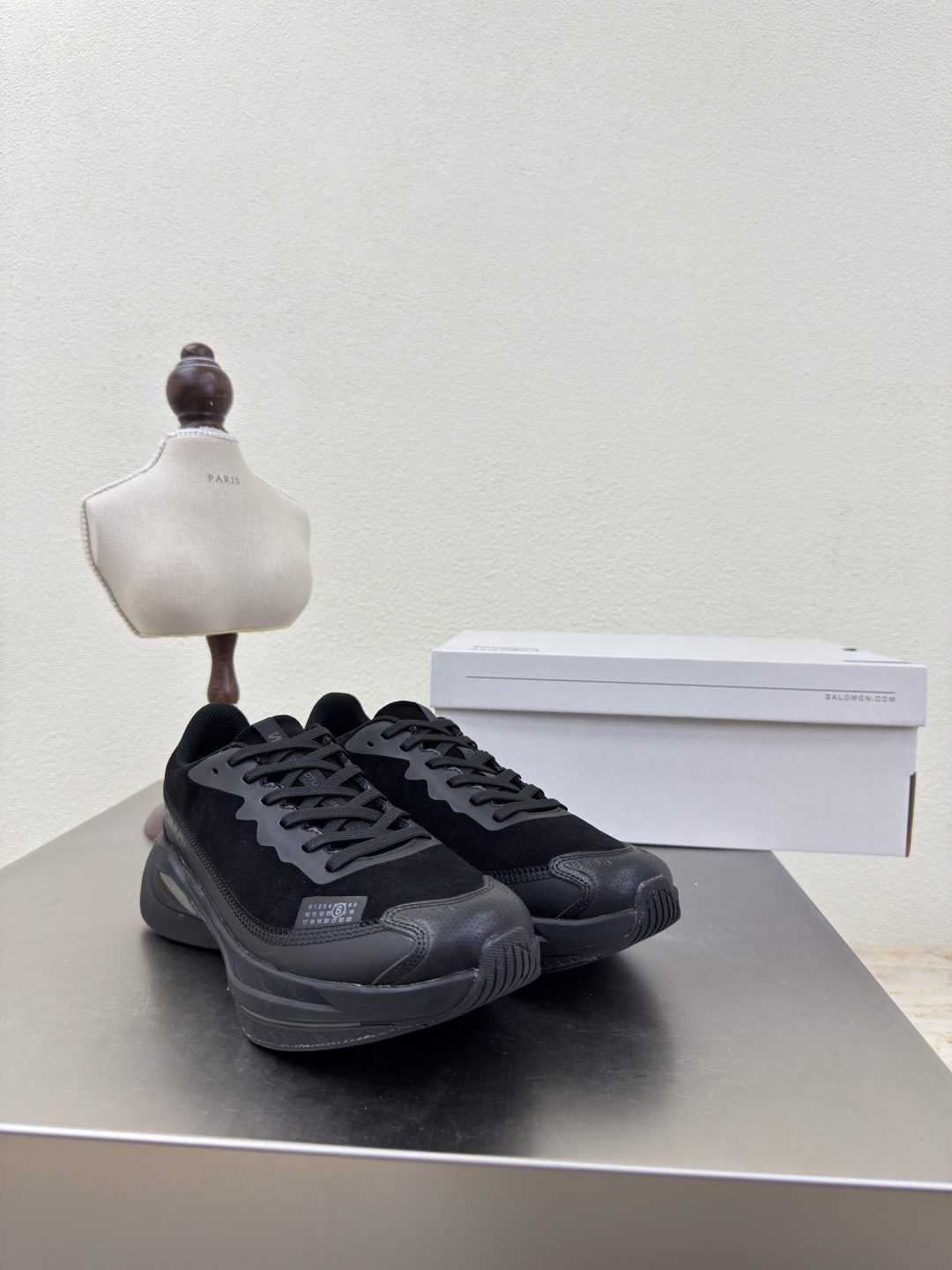 Salomon Leather Sneakers: New Light Series Jogging Shoes on Sale - 图片 4