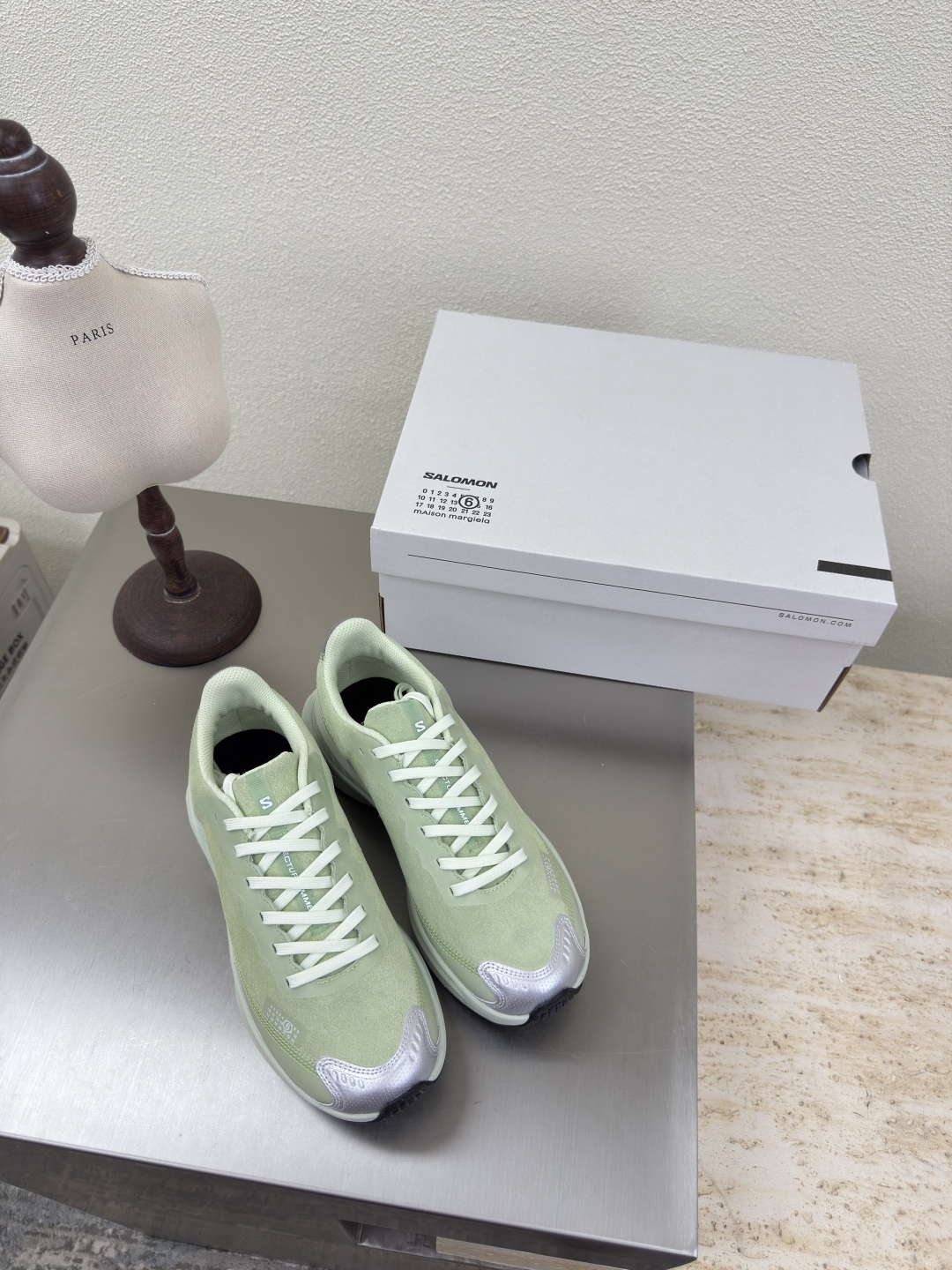 New Salomon Sneakers: Lightweight Jogging Shoes with Thick Underweaving on Sale - 图片 3