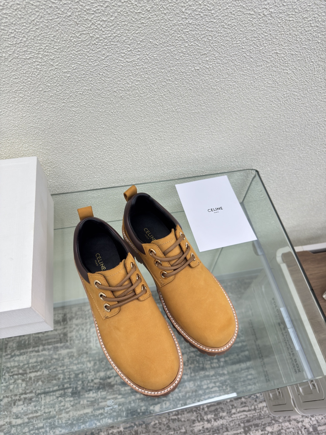 CELINE Khaki P744 Mountain Climbing Shoes: High-Quality Design for Couples