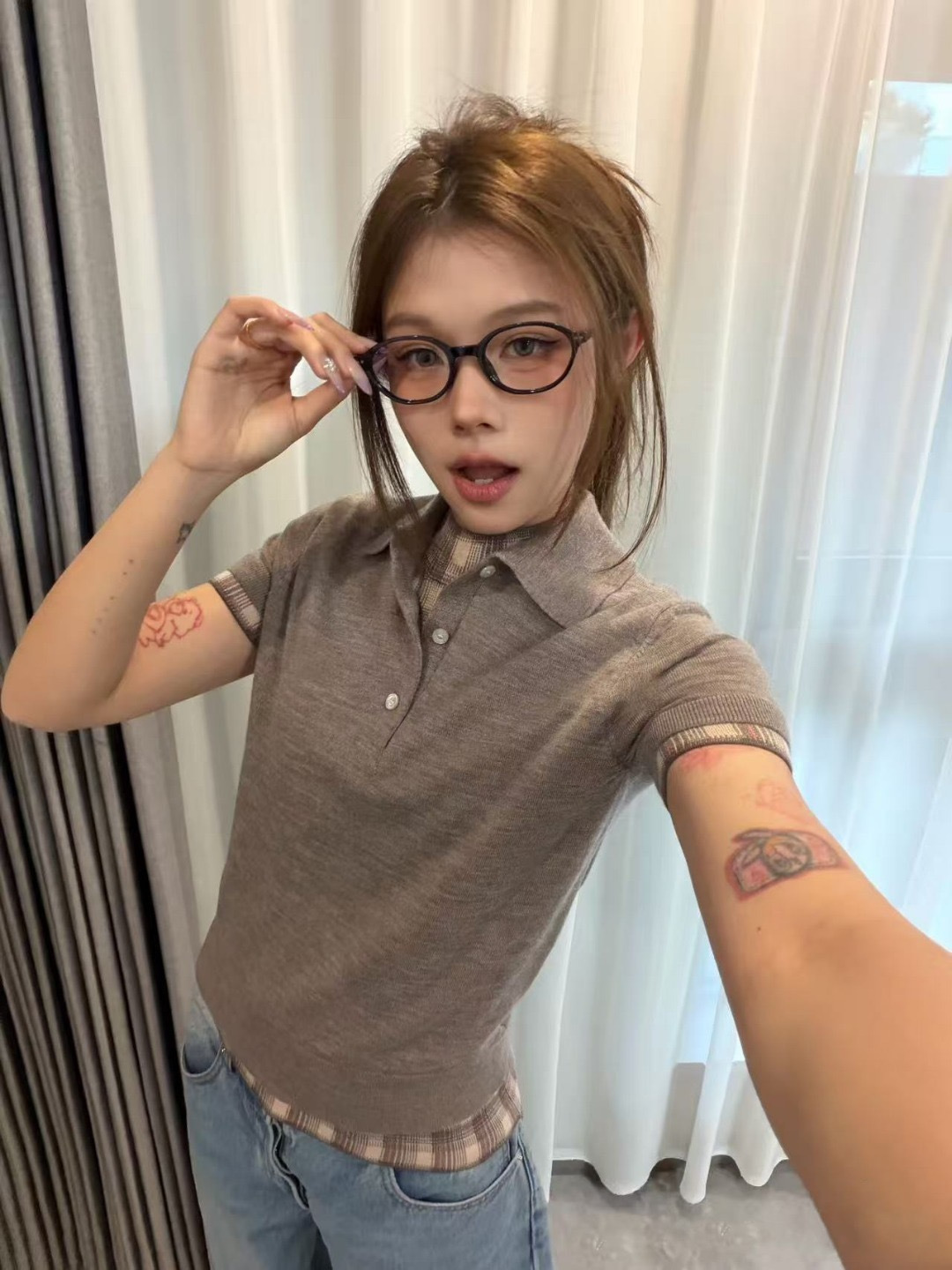 아크네스튜디오 울 체크 패턴 반팔 스웨터 26 SS 이미지 8