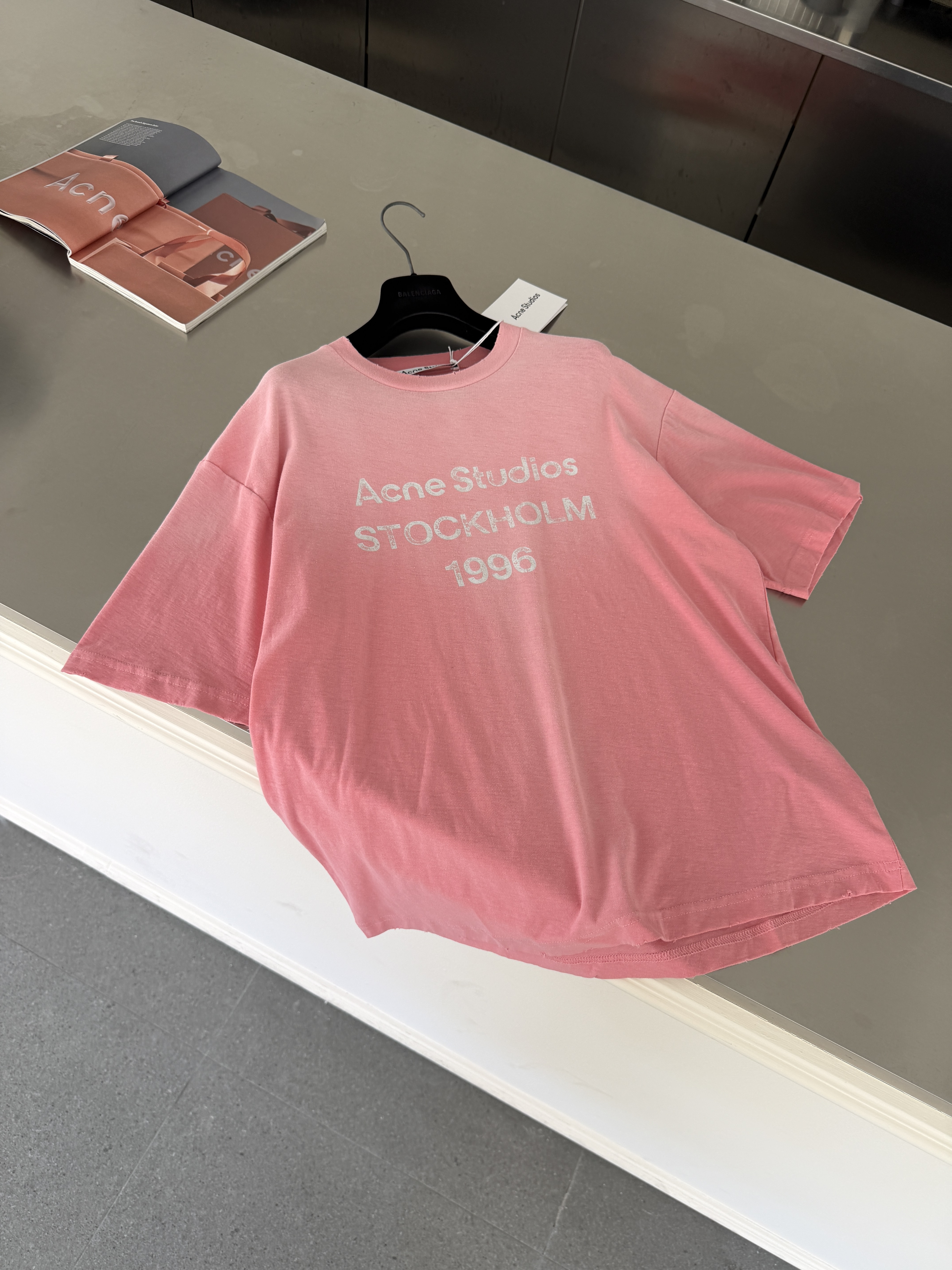 아크네스튜디오 26SS 여성 반팔 132849 Acne Studios T Shirt 썸네일 이미지