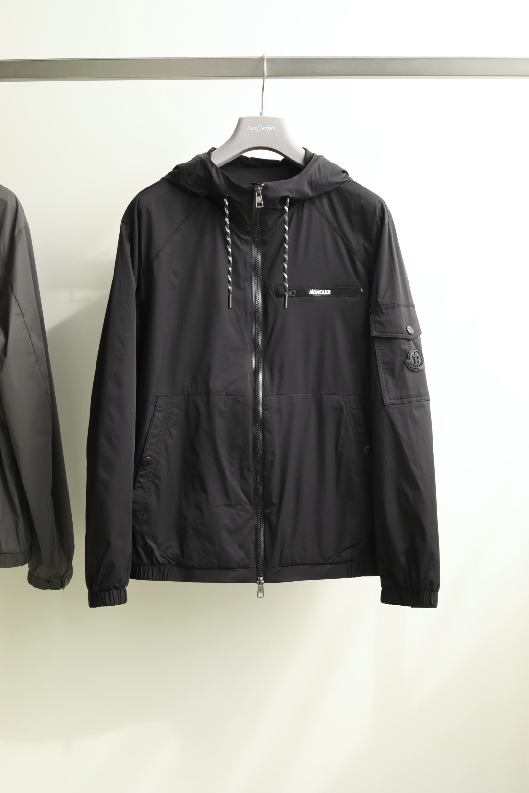 NO:123357,Moncl*er 25-year spring new casual hooded jacket custom-made exclusive design, customized fabrics and accessories, EU imported SGS environmentally friendly certified high-tech custom fabrics, very high technical treatment in comfort and breathability. Simple and elegant. Real practical items, counter original tailoring, high style and elegant temperament Color black grey Number of 48-56 #88111,,christian louboutin,Moncler, jackets & coats,hats,alexander wang19860909Moncl*er 蒙口 25年春季新款休闲连帽夹克 定制独家设计,定制面料与辅料,欧盟进口sgs环保认证高科技定制面料,在舒适透气上都做了非常高的技术处理.简洁大方.真正的实穿单品,专柜原版剪裁,高格调优雅气质 颜色黑色 灰色 码数48-56 #88111,,christian louboutin,Moncler,jackets & coats,hats,alexander wang,Men's clothing