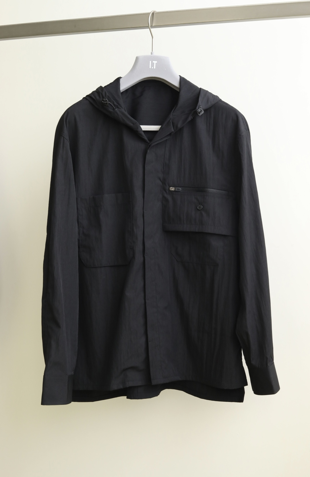 SS春夏新款，Yo*hji ya*ma风格技能双色卫衣。 清爽的春夏季风格，本体主料采用72%聚酯纤维➕