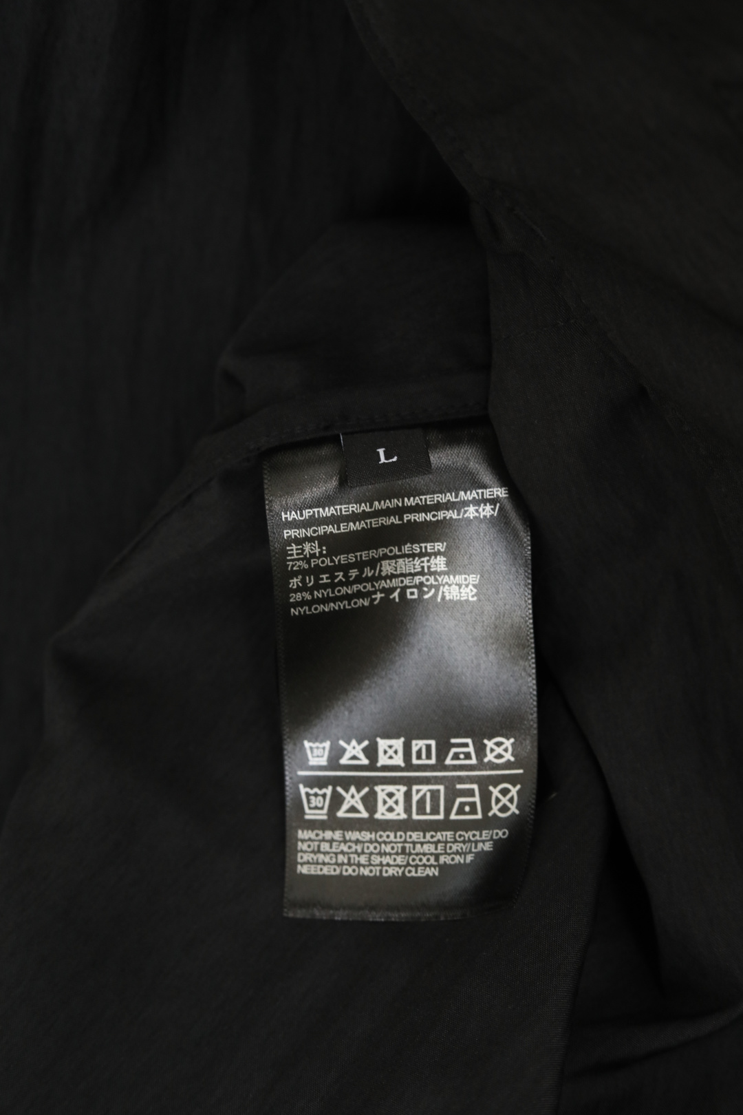 SS春夏新款，Yo*hji ya*ma风格技能双色卫衣。 清爽的春夏季风格，本体主料采用72%聚酯纤维➕