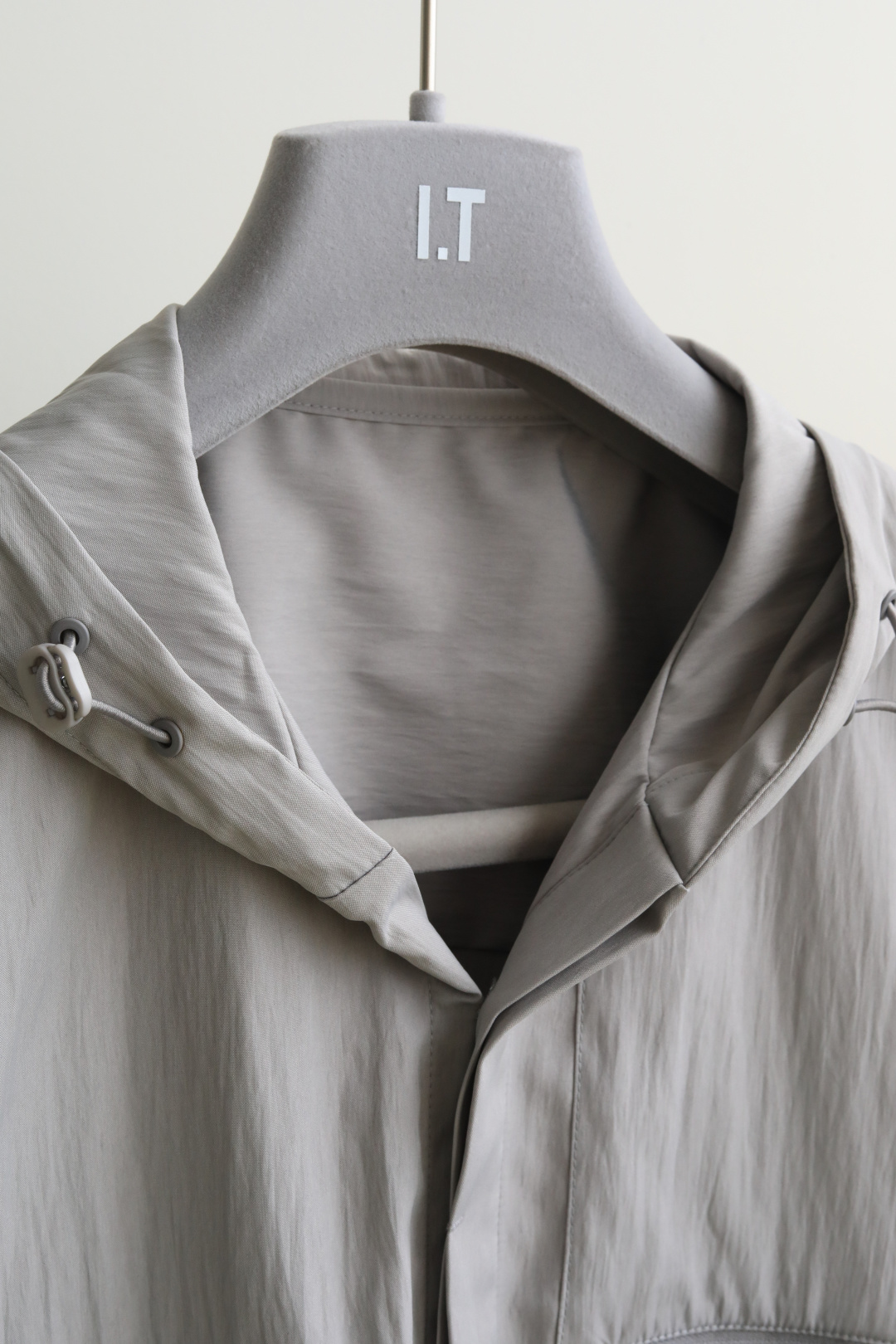 SS春夏新款，Yo*hji ya*ma风格技能双色卫衣。 清爽的春夏季风格，本体主料采用72%聚酯纤维➕