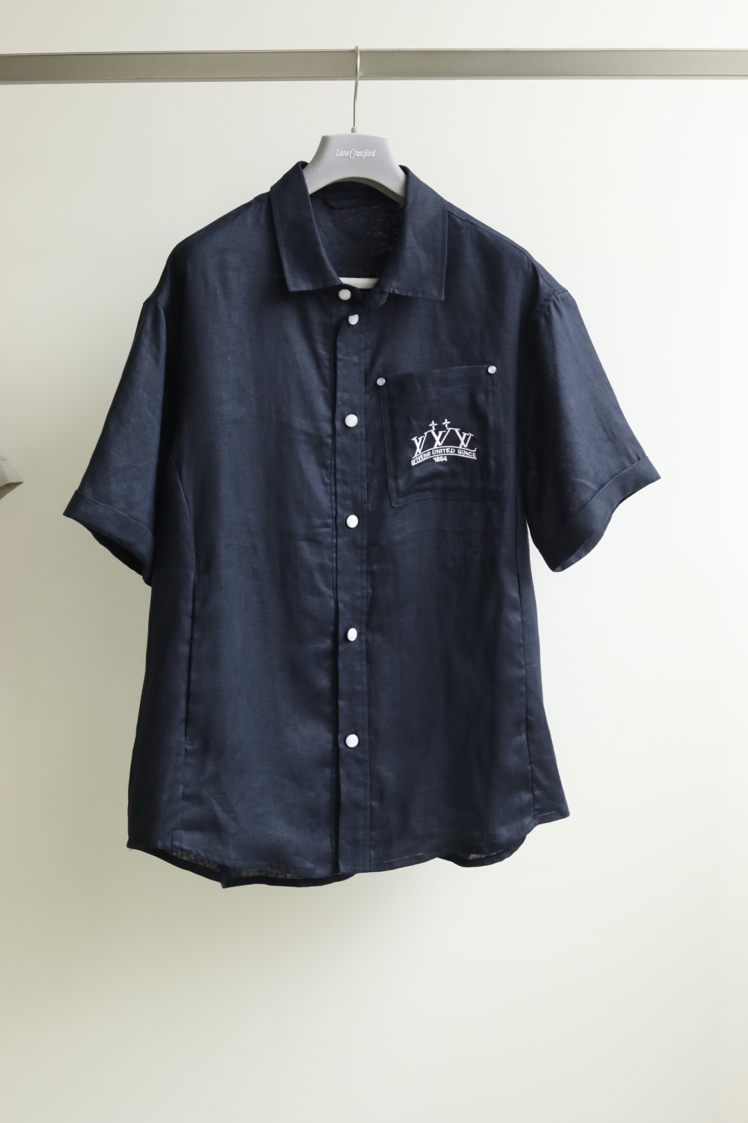 Louis Vuitton Summer Set: Lightweight Tencel Linen, Premium Hardware - Limited Edition 2 cmp i1745205409955 9358 0 0