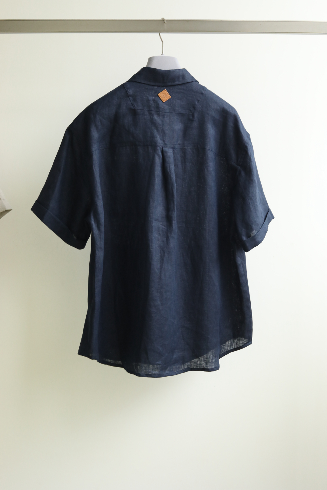 Louis Vuitton Summer Set: Lightweight Tencel Linen, Premium Hardware - Limited Edition 3 cmp i1745205411088 6068 0 1