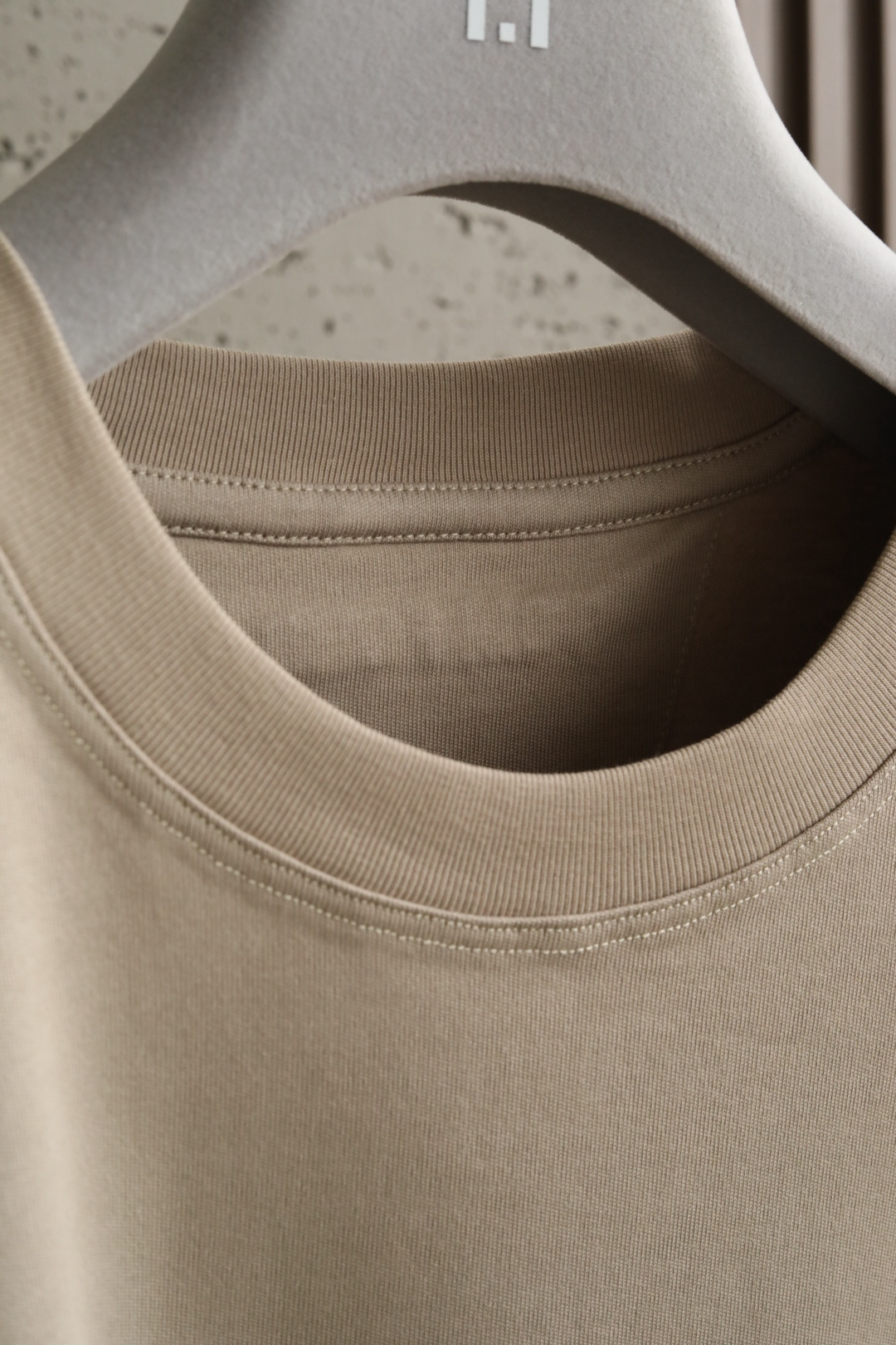 2026 春夏新款 TF｜静奢极简系列｜ 定织高支双纱棉，100%棉 材质的高克重打造，带来细腻柔软的体