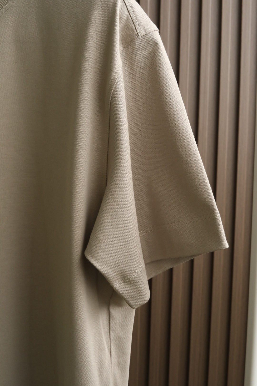 2026 春夏新款 TF｜静奢极简系列｜ 定织高支双纱棉，100%棉 材质的高克重打造，带来细腻柔软的体