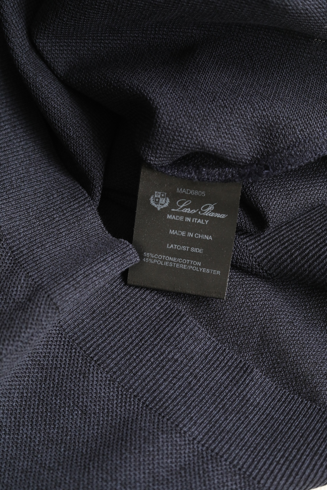 🔥 Loro Piana春夏款混纺针织🧶翻领 | 品质之选，清爽潇洒🔥**👕 **高品质面料**：精选5