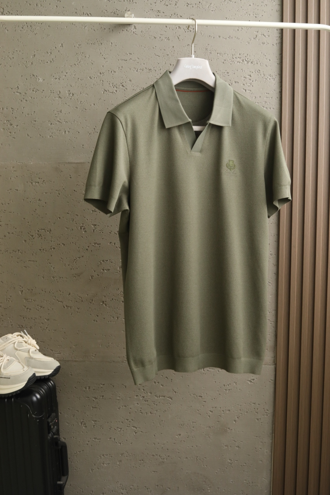 🔥 Loro Piana春夏款混纺针织🧶翻领 | 品质之选，清爽潇洒🔥**👕 **高品质面料**：精选5